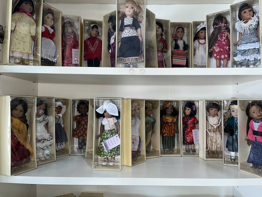 COLECCIÓN MUÑECAS DEL MUNDO - Imagen 3