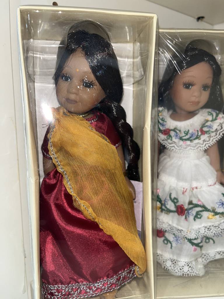 COLECCIÓN MUÑECAS DEL MUNDO - Imagen 8