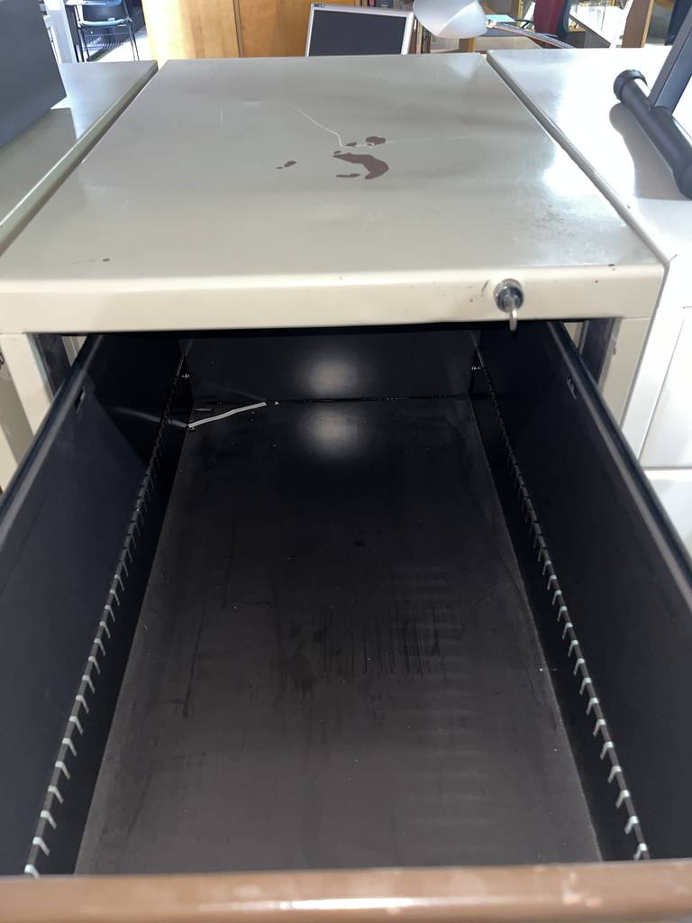 ARCHIVADOR METÁLICO - Imagen 2