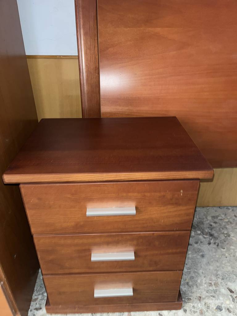 CABECERO Y 2 MESITAS - Imagen 7