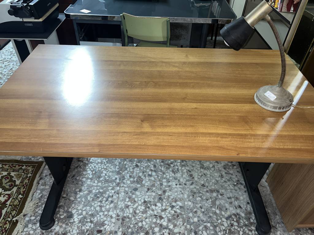 MESA DE OFICINA - Imagen 5