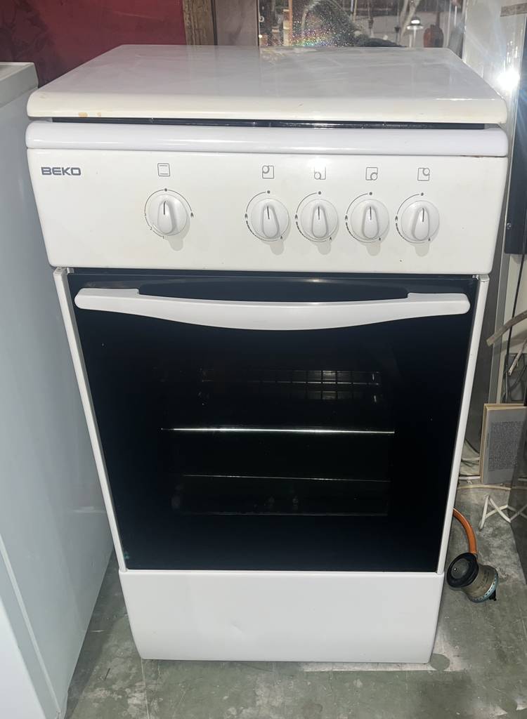 COCINA DE GAS Y HORNO BEKO - Imagen 2