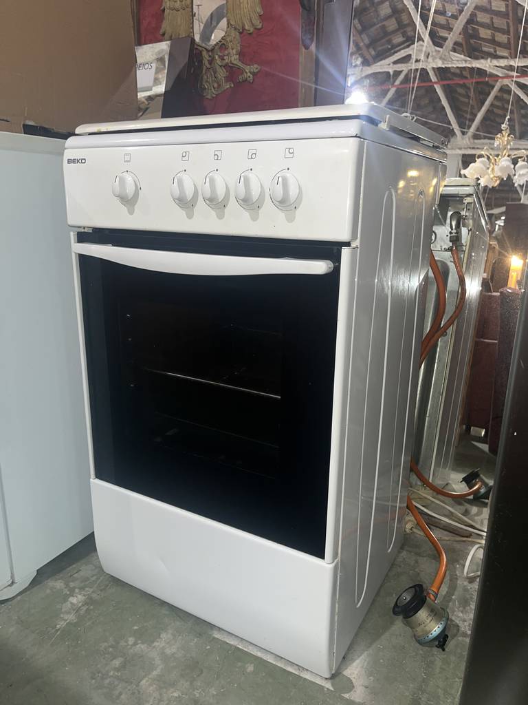 COCINA DE GAS Y HORNO BEKO - Imagen 3