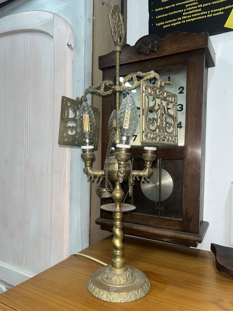 LÁMPARA CLÁSICA DE BRONCE - Imagen 3