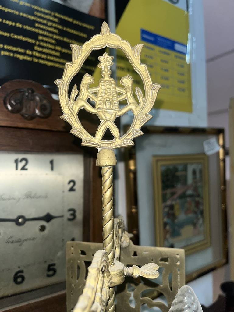 LÁMPARA CLÁSICA DE BRONCE - Imagen 7