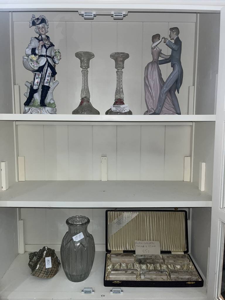 VITRINA BLANCA - Imagen 4