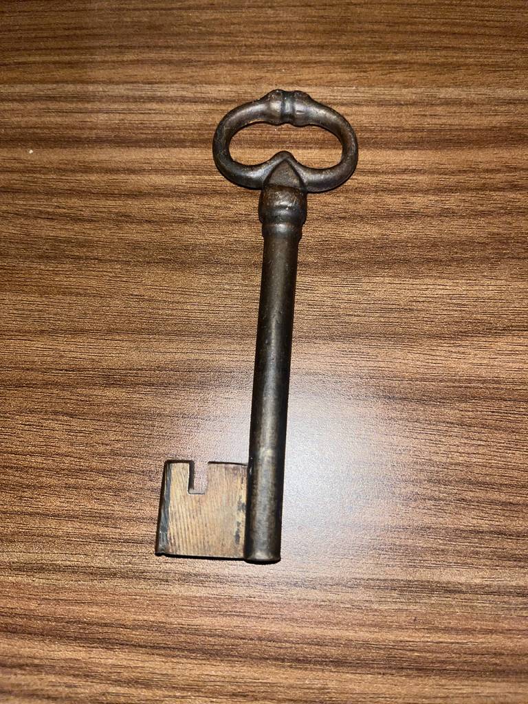 LLAVE ANTIGUA - Imagen 3