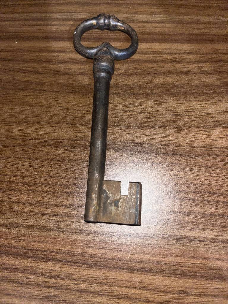 LLAVE ANTIGUA - Imagen 6
