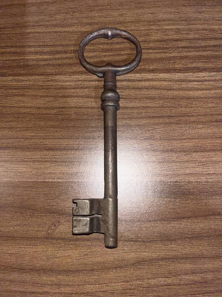 LLAVE ANTIGUA - Imagen 3