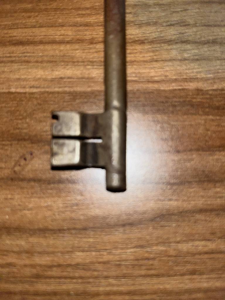 LLAVE ANTIGUA - Imagen 5