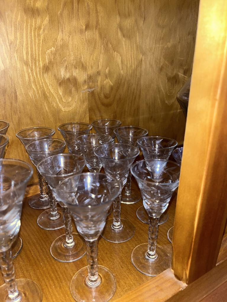 CRISTALERÍA DE 60 PIEZAS - Imagen 3