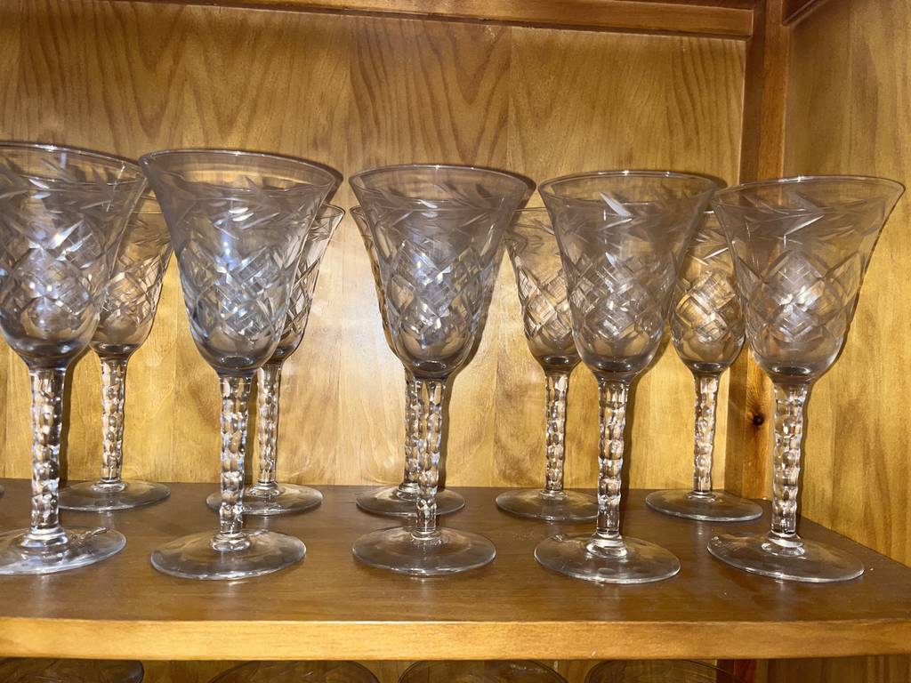 CRISTALERÍA DE 60 PIEZAS - Imagen 8