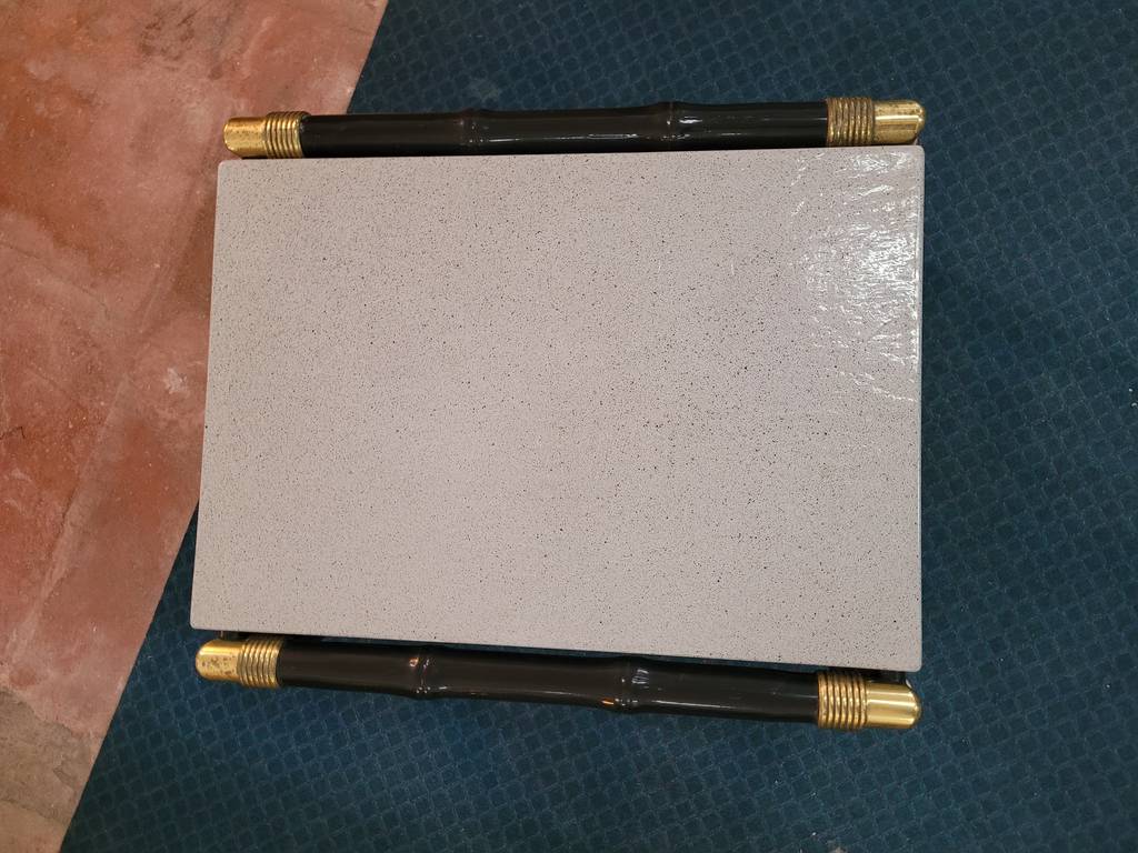 MESA DE CENTRO DE RESINA - Imagen 5