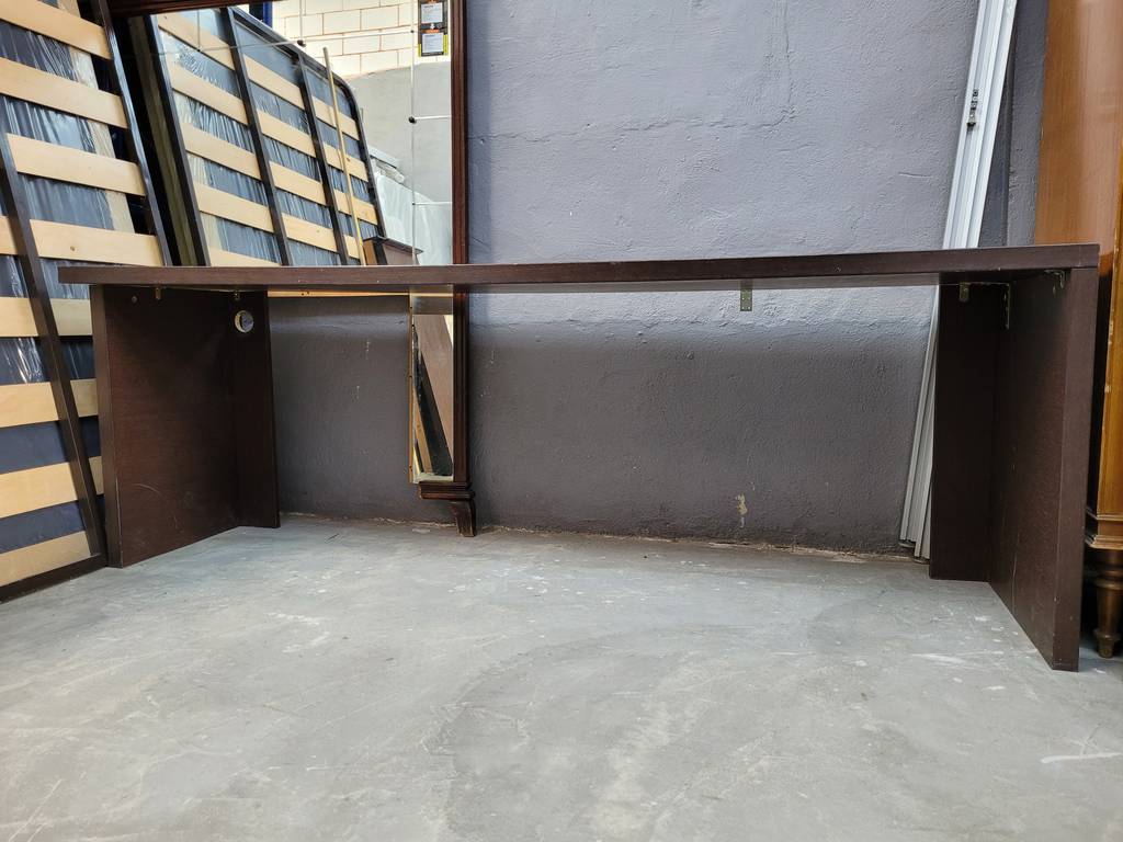 ESCRITORIO DE GRAN TAMAÑO - Imagen 2