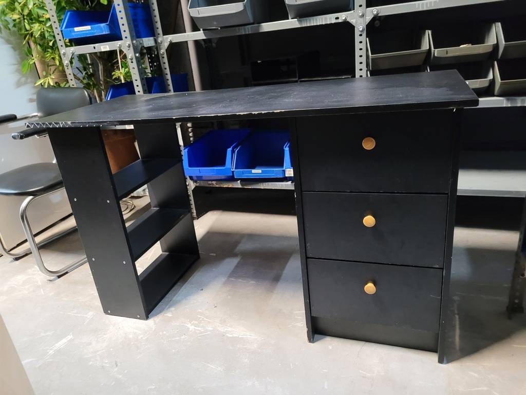 ESCRITORIO NEGRO - Imagen 2