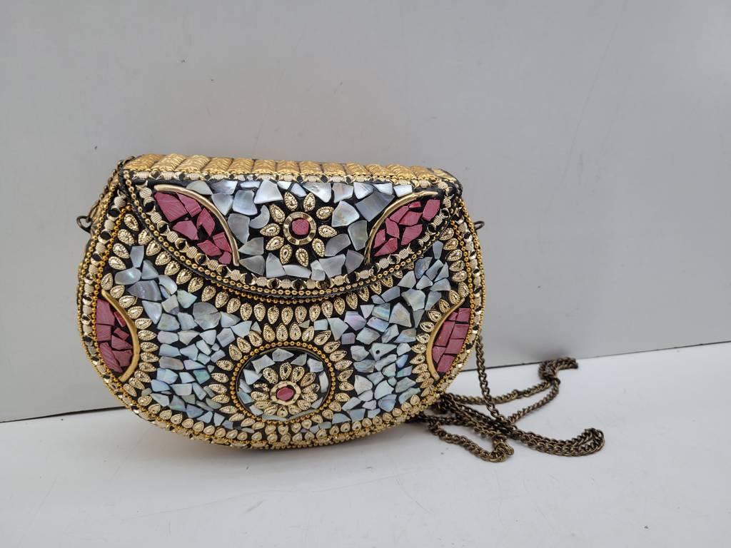 BOLSA DE MANO TIPO CLUTCH