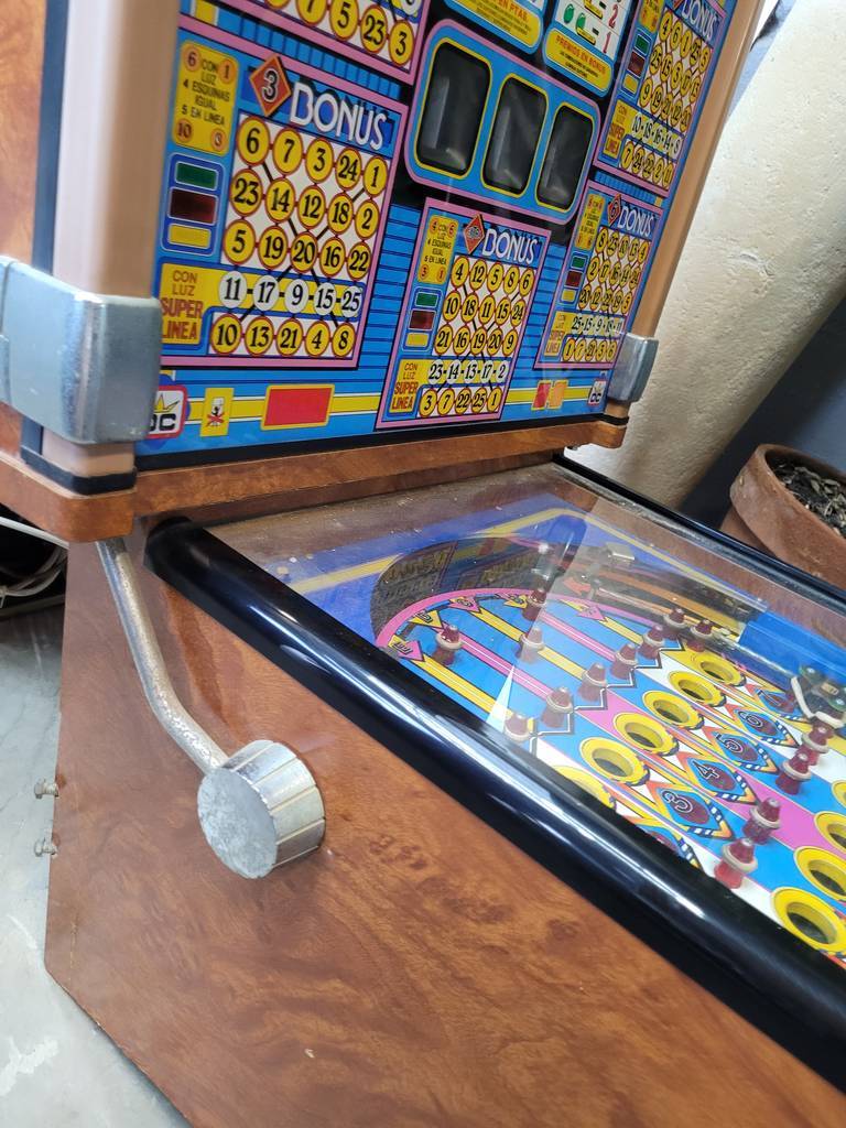 MÁQUINA TRAGAPERRAS - Imagen 6