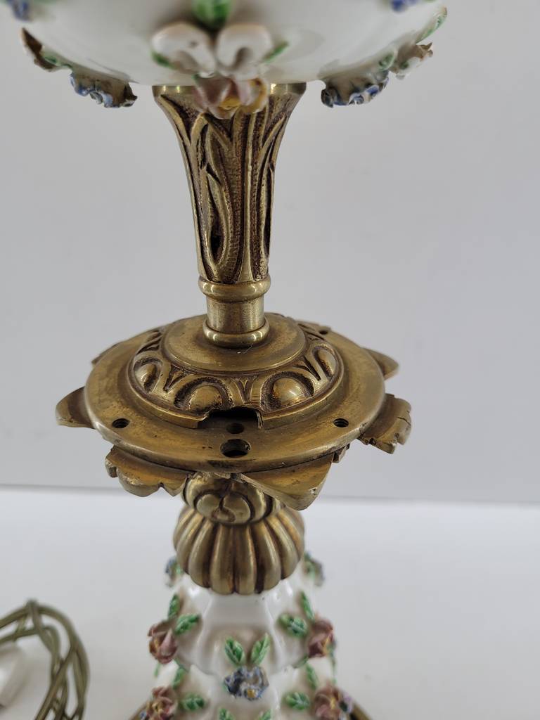 LÁMPARA DE MESA ANTIGUA - Imagen 5