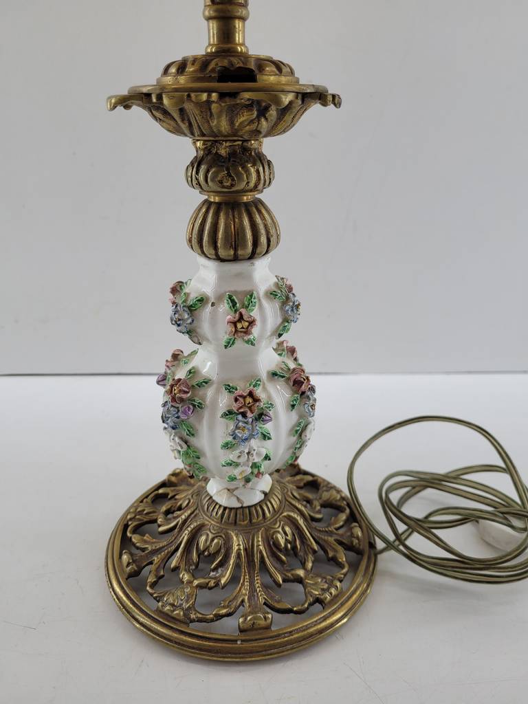 LÁMPARA DE MESA ANTIGUA - Imagen 7