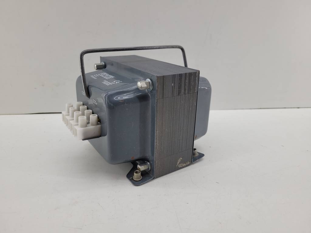 AUTOTRANSFORMADOR MONOFÁSICO REVERSIBLE