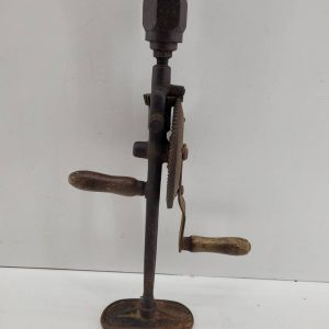 TALADRO MANUAL ANTIGUO