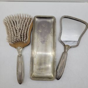 JUEGO DE TOCADOR PLATEADO