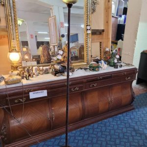 LÁMPARA DE PIE CLÁSICA