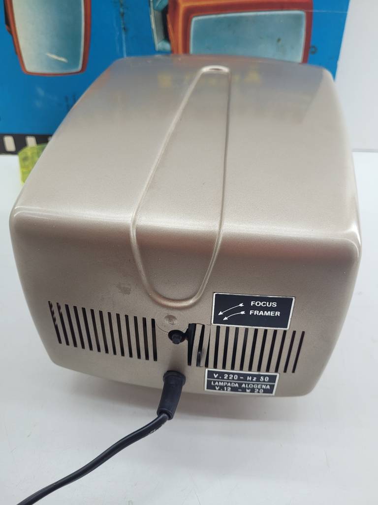 PROYECTOR DE PELÍCULAS LAMY SUPER 8 - Imagen 5