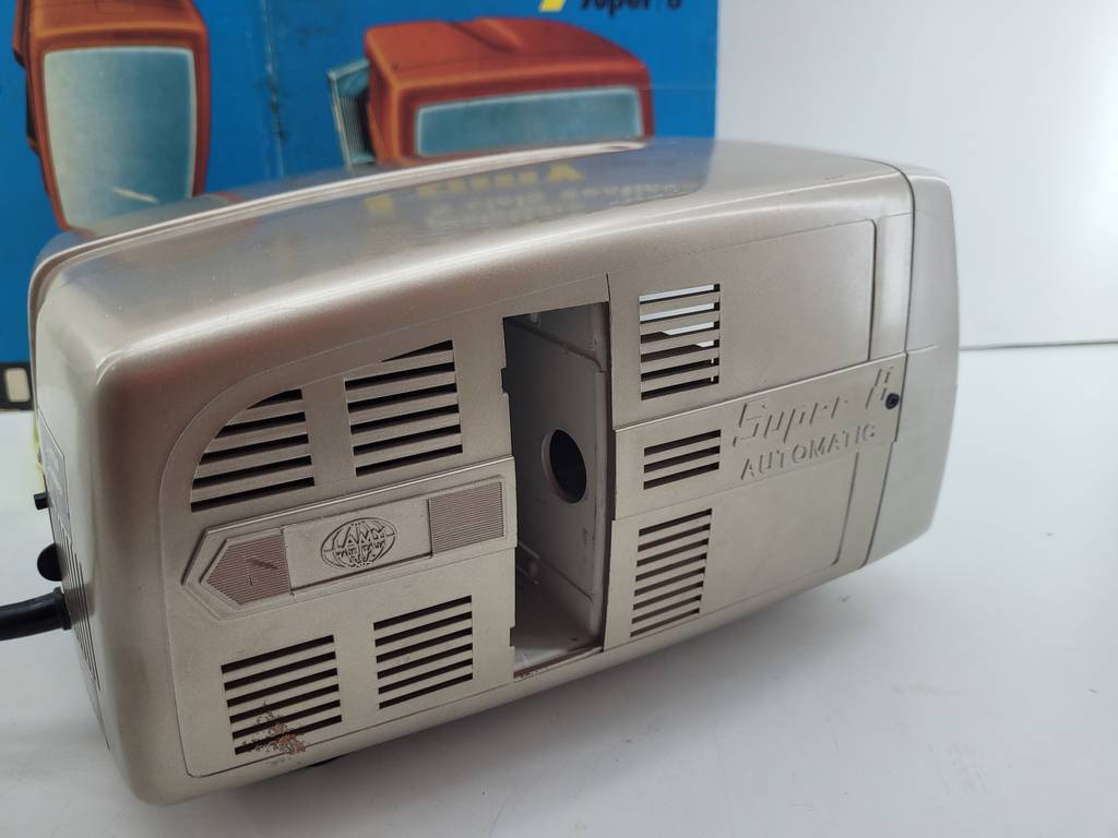 PROYECTOR DE PELÍCULAS LAMY SUPER 8 - Imagen 3