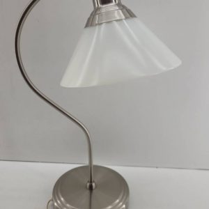 LÁMPARA DE MESA DE IKEA