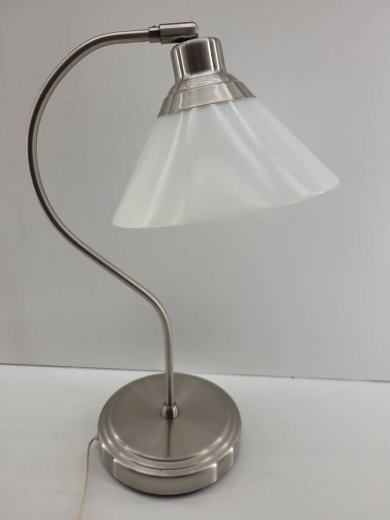 LÁMPARA DE MESA DE IKEA