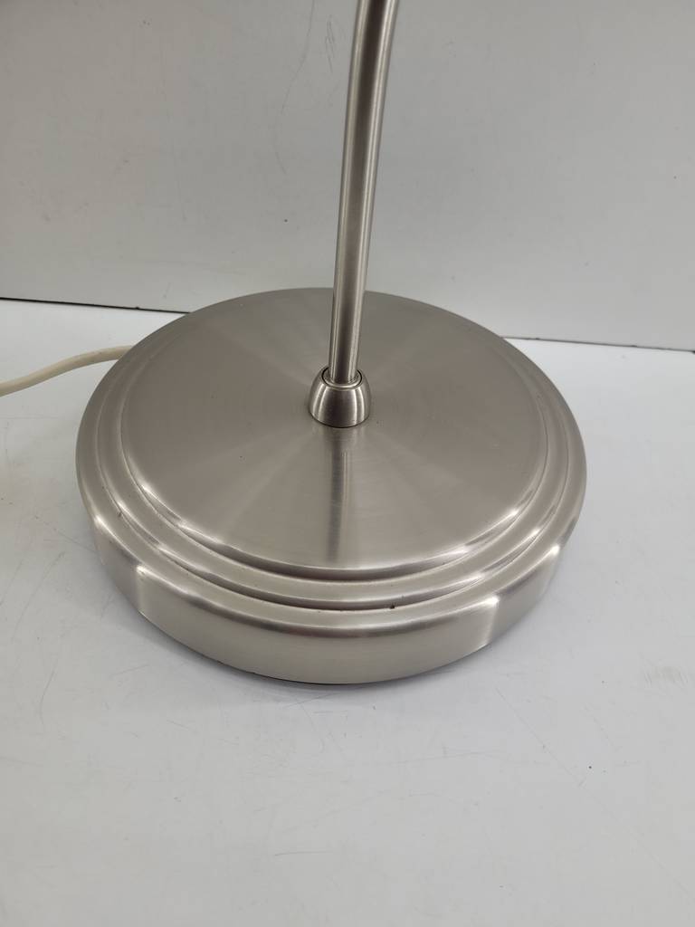 LÁMPARA DE MESA DE IKEA - Imagen 5