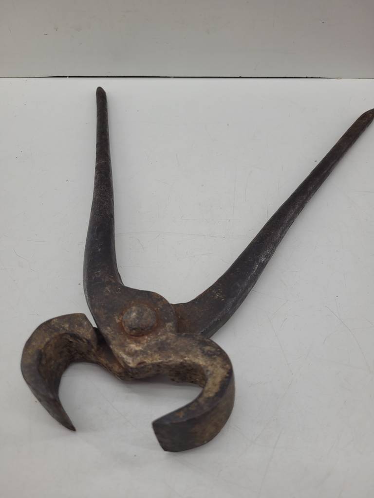 TENAZAS ANTIGUAS - Imagen 4