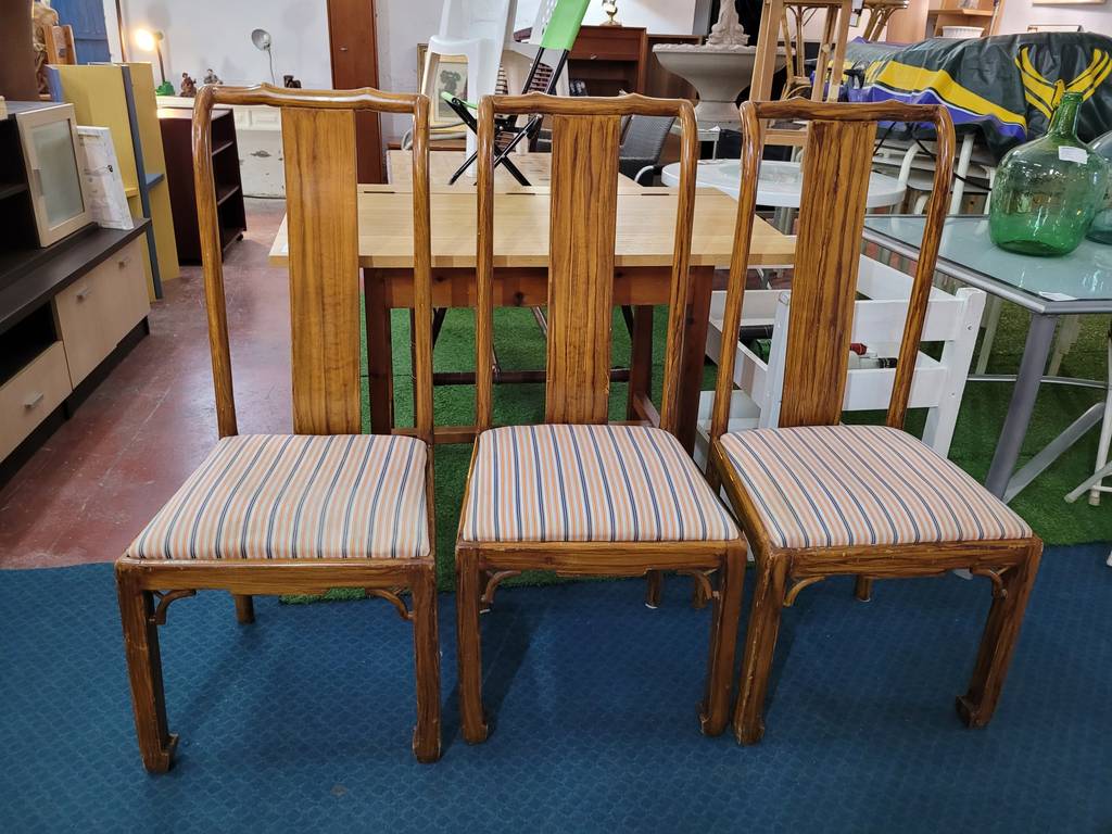 3 SILLAS DE MADERA - Imagen 2