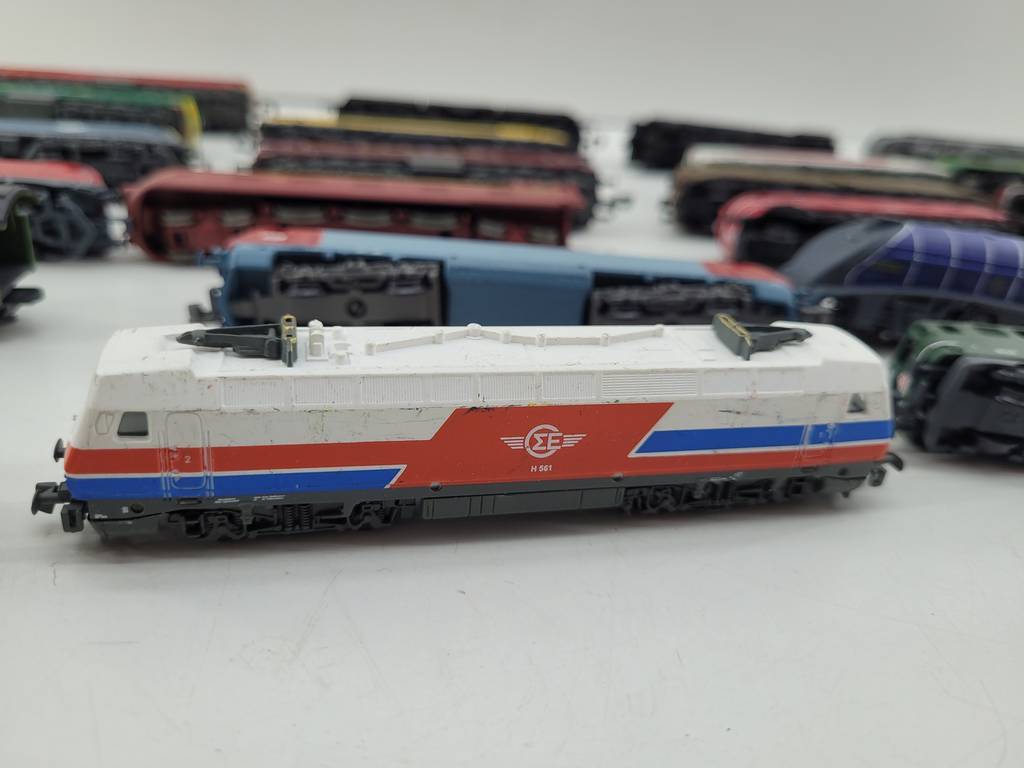 COLECCIÓN DE 27 LOCOMOTORAS - Imagen 10