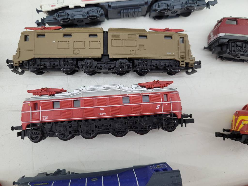 COLECCIÓN DE 27 LOCOMOTORAS - Imagen 6