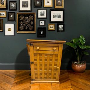 MESA DE MAQUINA DE COSER