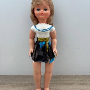 MUÑECA NANCY ANTIGUA