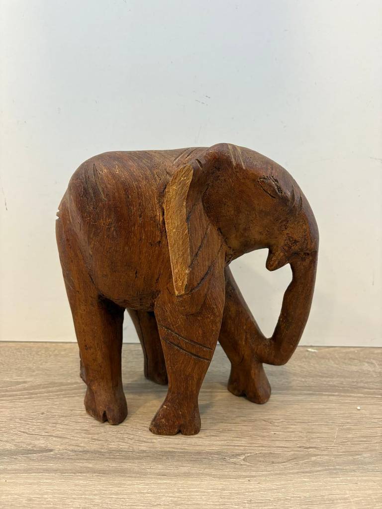 FIGURA DE ELEFANTE DE MADERA