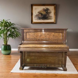 PIANO DECORATIVO