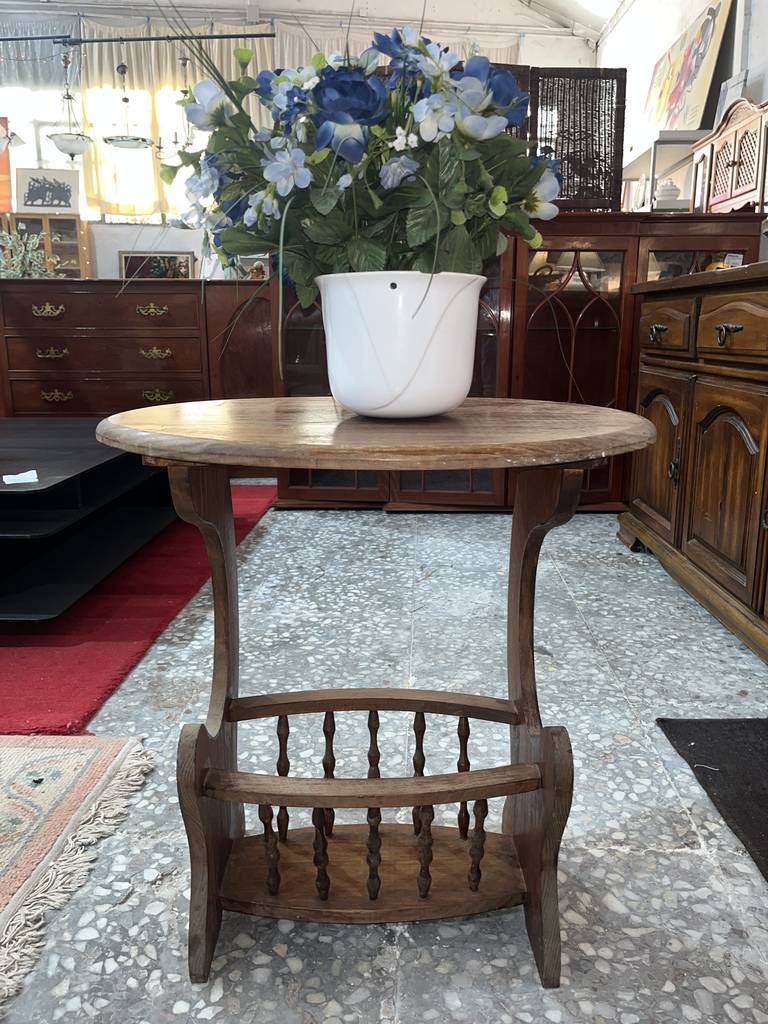 MESA CON REVISTERO - Imagen 2