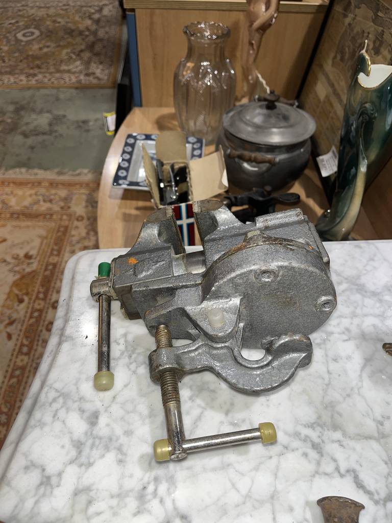 TORNILLO DE BANCO - Imagen 4