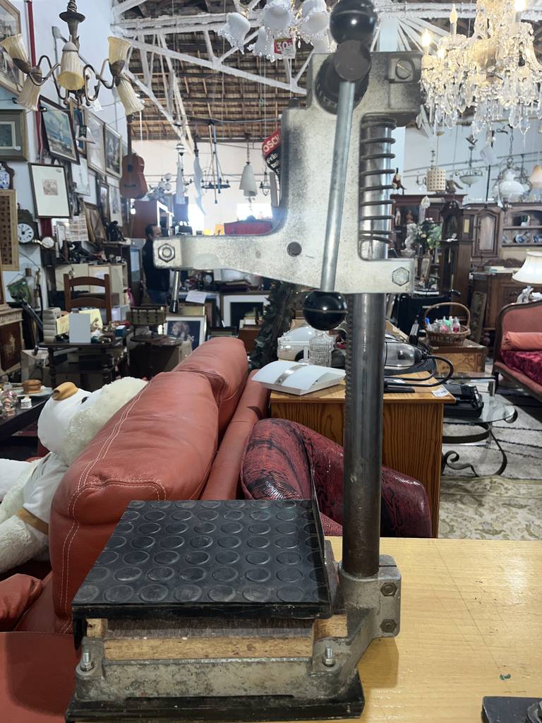 BANCO DE TRABAJO MULTIFUNCIONAL - Imagen 9