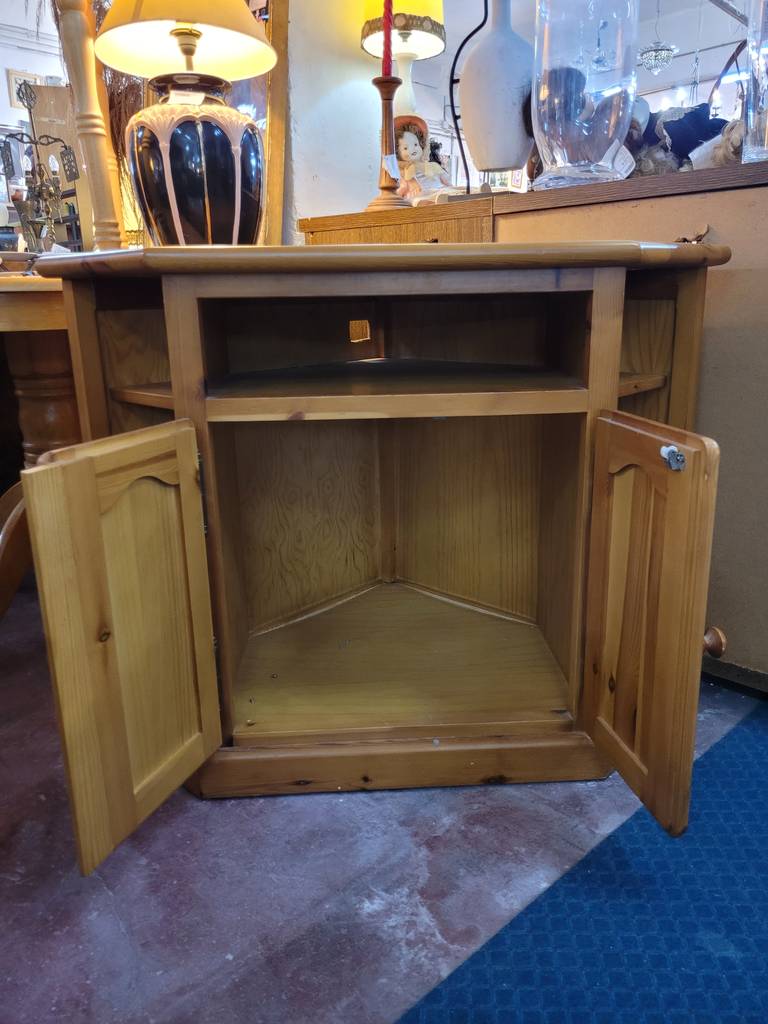 MUEBLE DE TV ESQUINERO - Imagen 3