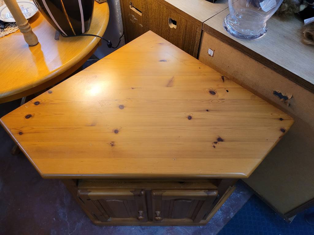 MUEBLE DE TV ESQUINERO - Imagen 6