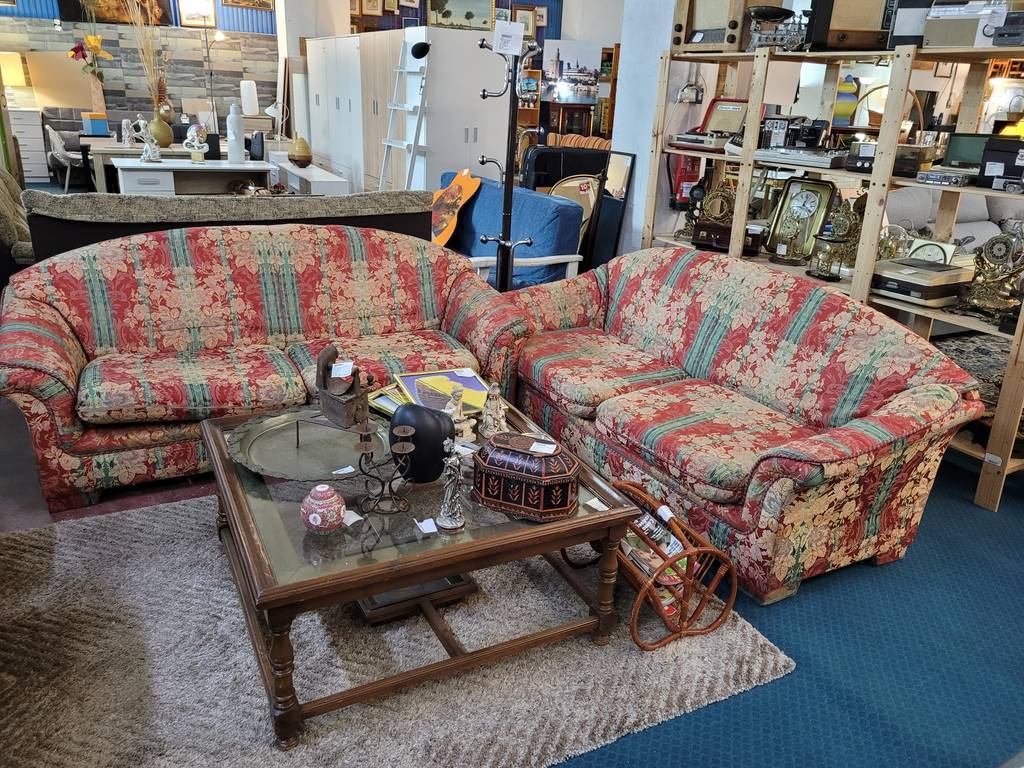 SOFÁ ESTAMPADO FLORAL - Imagen 2