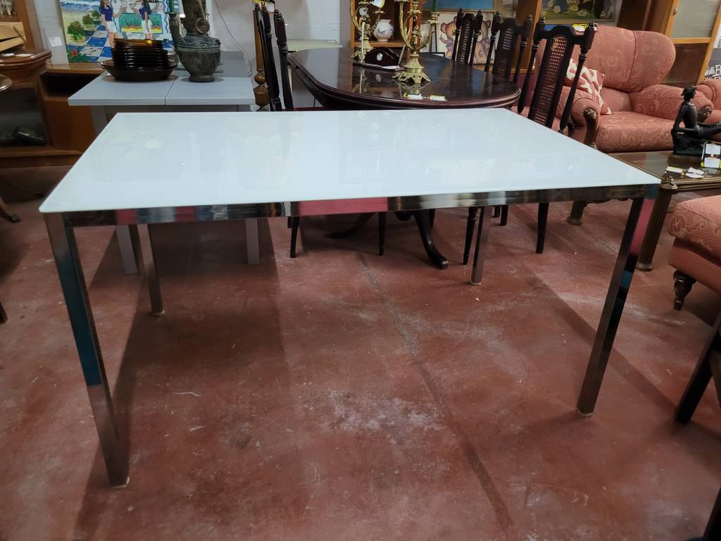 MESA DE COMEDOR MODERNA - Imagen 2