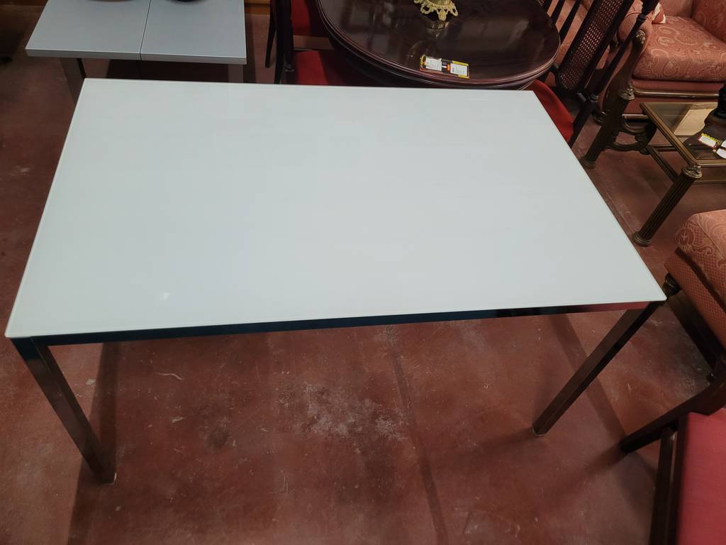 MESA DE COMEDOR MODERNA - Imagen 4