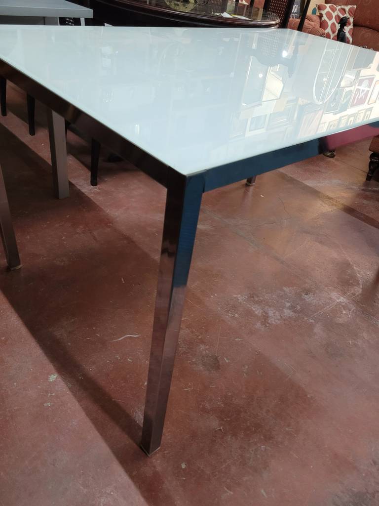 MESA DE COMEDOR MODERNA - Imagen 6