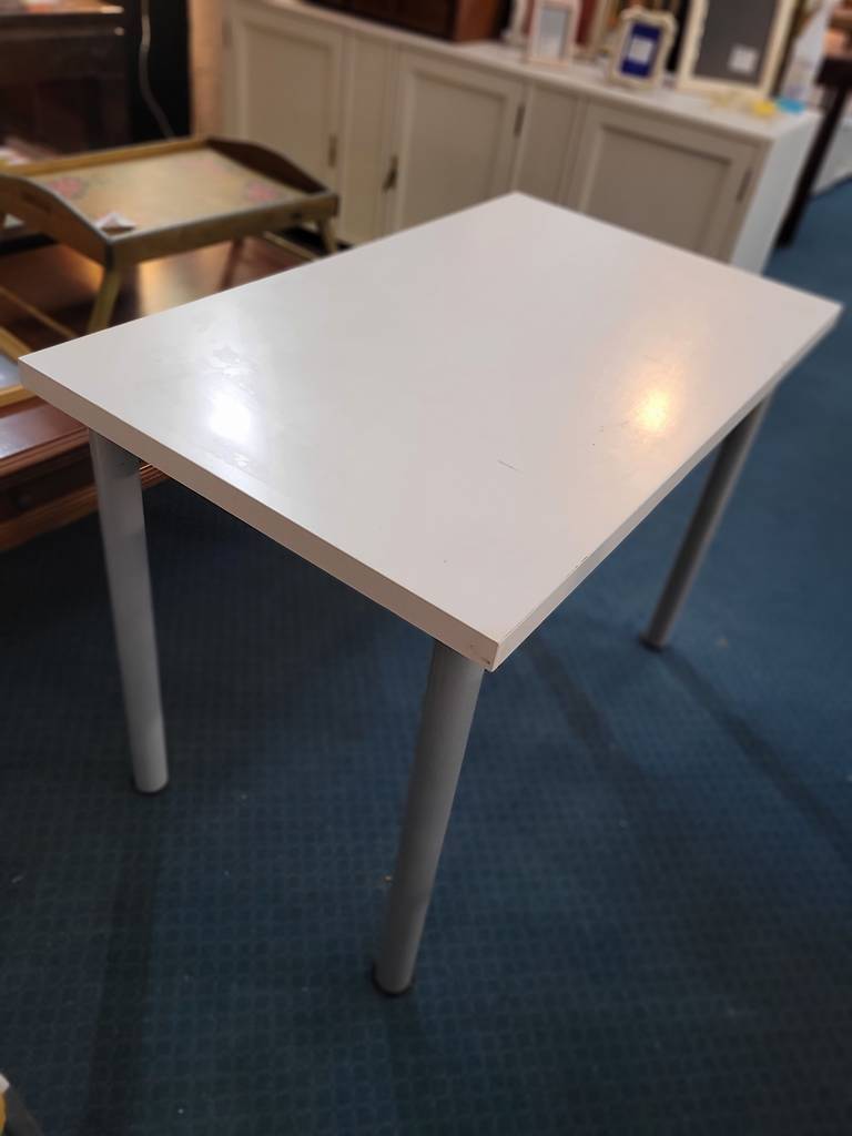 MESA BLANCA DE IKEA - Imagen 2